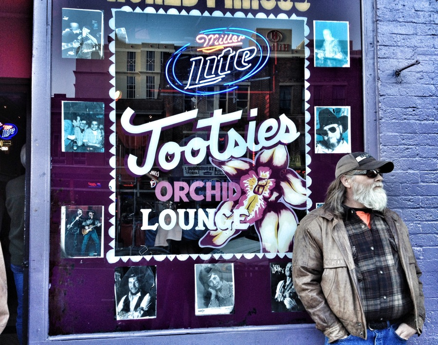 Tootsie's Orchid Lounge